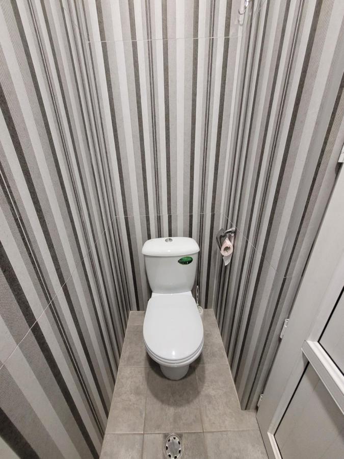 Hotel Мини Дом Целиком Около Мед Центра Астхик Erivan Exterior foto