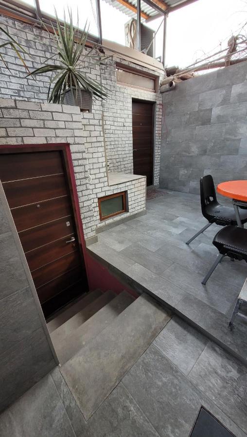 Hotel Мини Дом Целиком Около Мед Центра Астхик Erivan Exterior foto