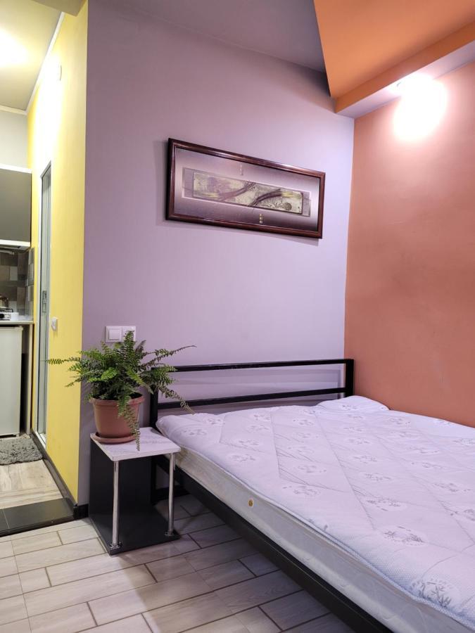 Hotel Мини Дом Целиком Около Мед Центра Астхик Erivan Exterior foto