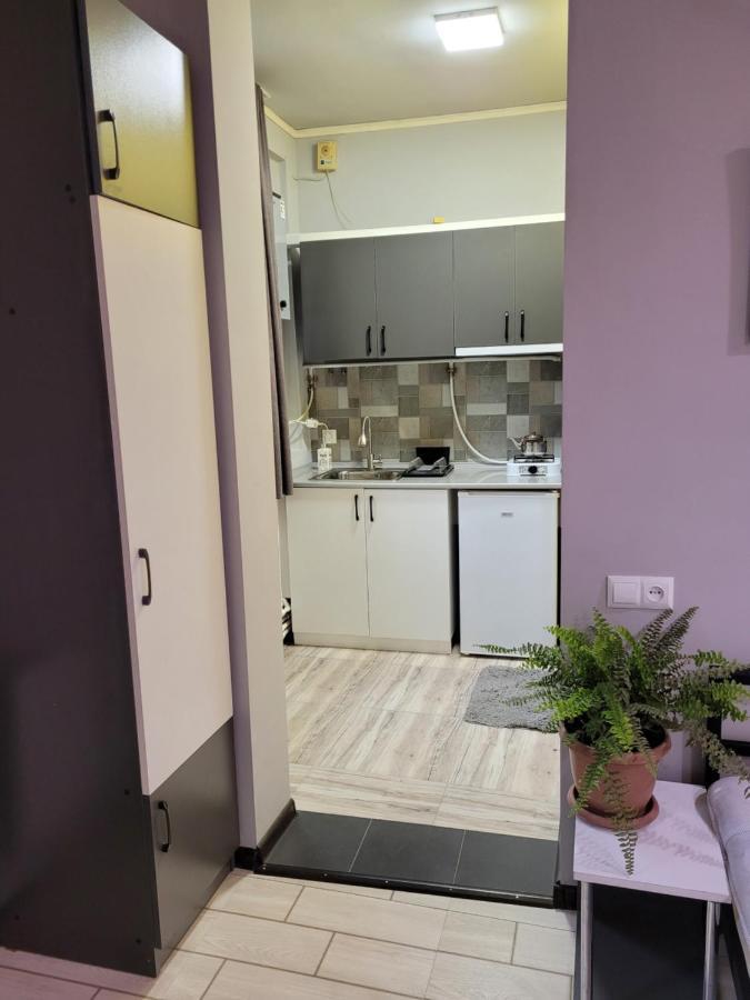 Hotel Мини Дом Целиком Около Мед Центра Астхик Erivan Exterior foto